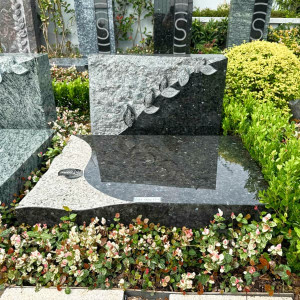 安吉龙山源传统立碑