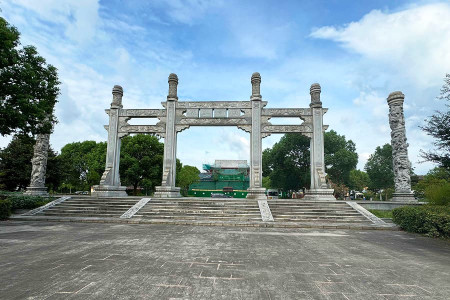 双凤纪念园大门图