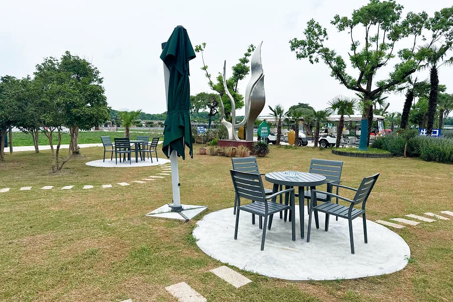 上海市松江区华夏公墓园区环境图