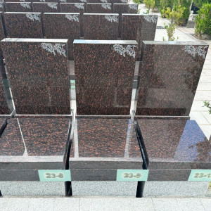 上海市浦东新区华南陵园传统立碑墓型4号