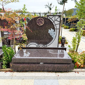 上海市浦东新区汇龙园艺术立碑墓型4号