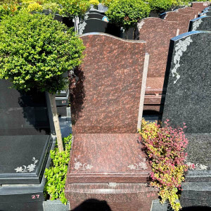 望仙安息园传统立碑