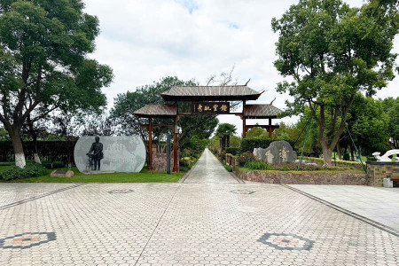 上海市奉贤区海湾园钟灵琉秀园