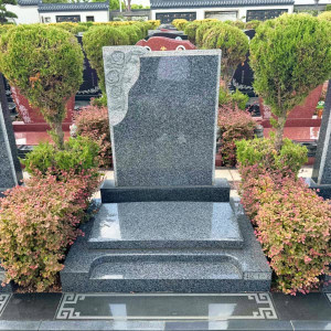 松鹤墓园传统立碑