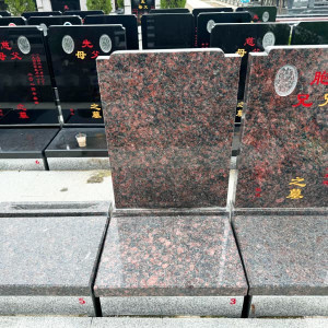上海市松江区华夏公墓传统立碑墓型2号